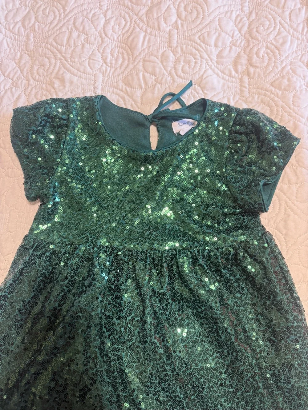 Girls Dark Green full sequin short sleeve dress in toddler 4T emerald